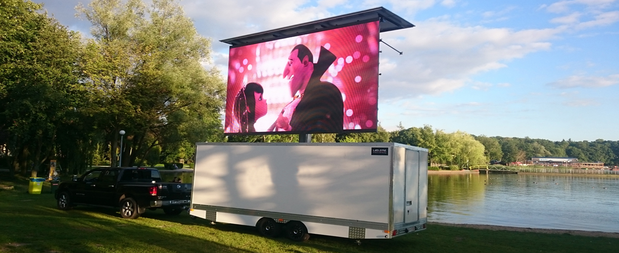 Full Color Outdoor Mobile Trailer LED Display