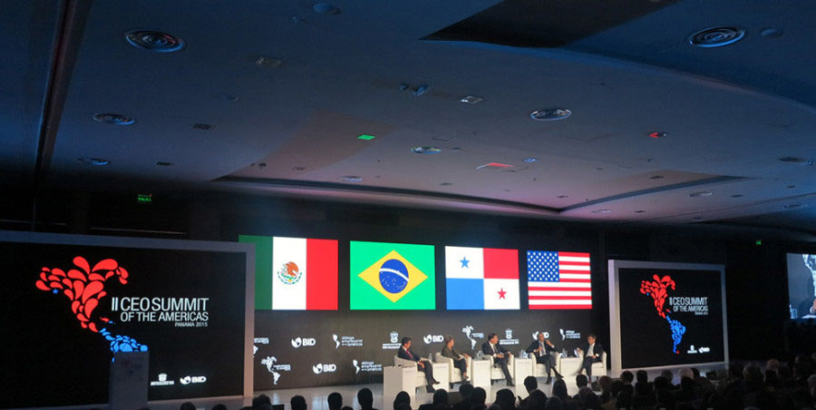 Écran LED P4 d'intérieur lors d'une conférence